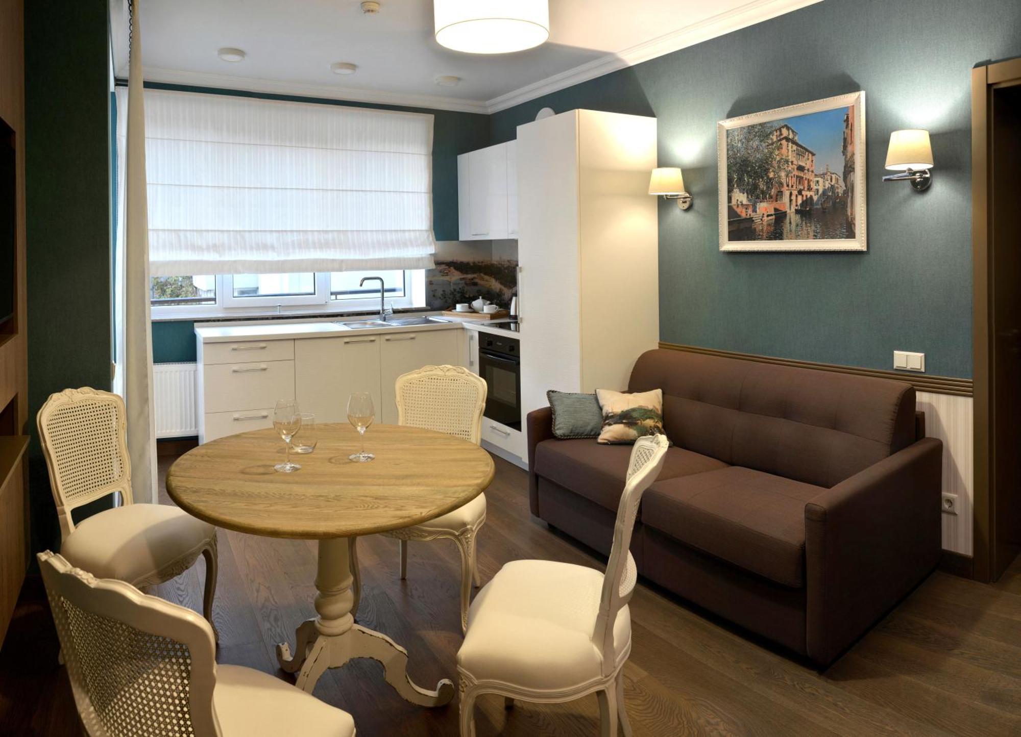 Zentrum Hotel Chisinau Bagian luar foto