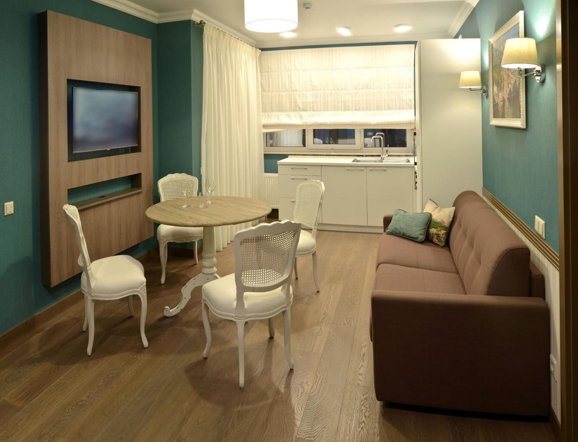 Zentrum Hotel Chisinau Bagian luar foto