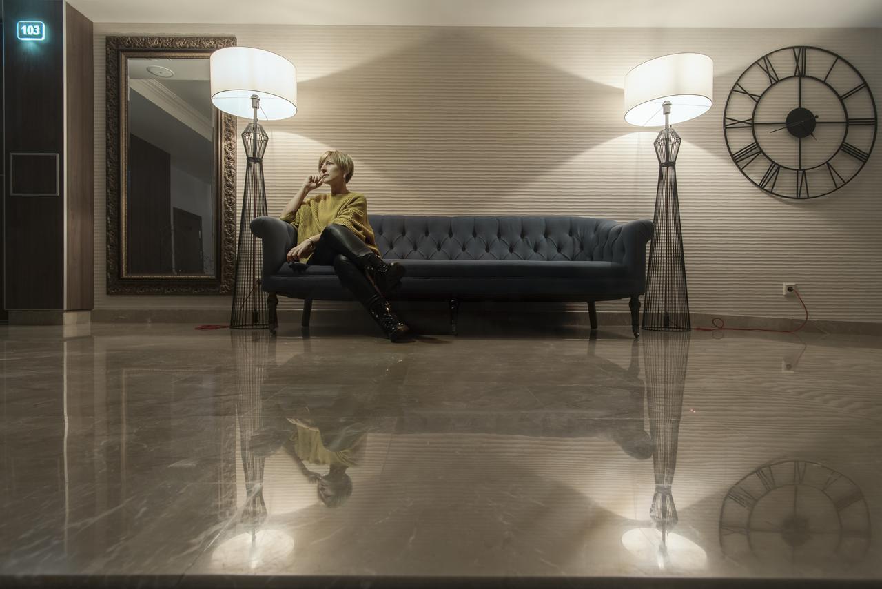 Zentrum Hotel Chisinau Bagian luar foto